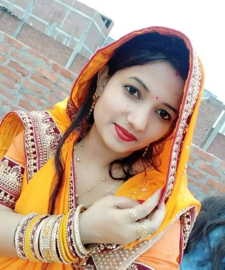 honeymoons69's tweet photo. @NehaSanskari @GKhan41252169 Yeh wali https://t.co/vstNhVFeou