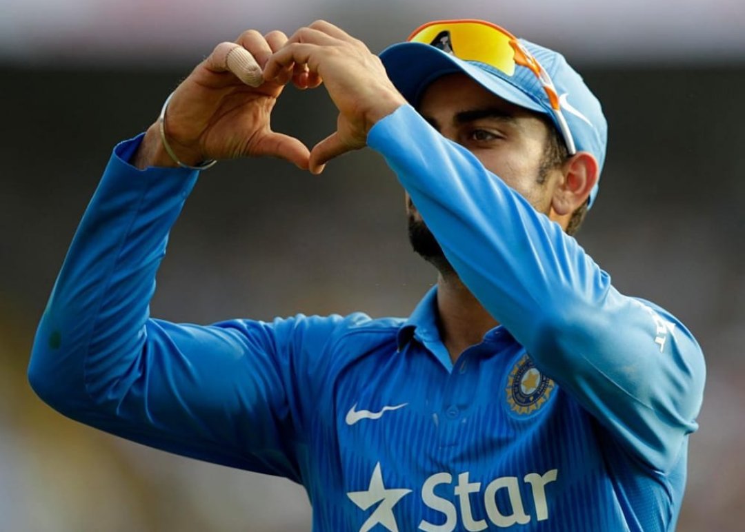 rowdypriyadhfm3's tweet photo. Happy Birthday ❤️

My king my idol 🥰
#HappyBirthdayViratKohli https://t.co/w7QNJrVuMJ