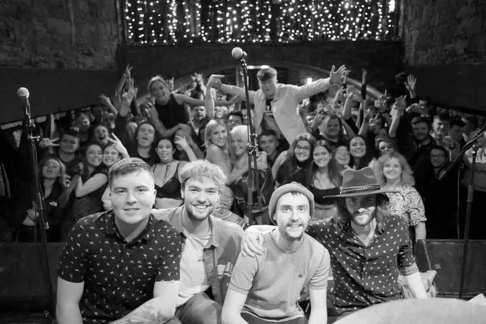 cobenmusic's tweet photo. Love this. Thank you. @sintidemusic 🖤 https://t.co/GivwrSwXpi