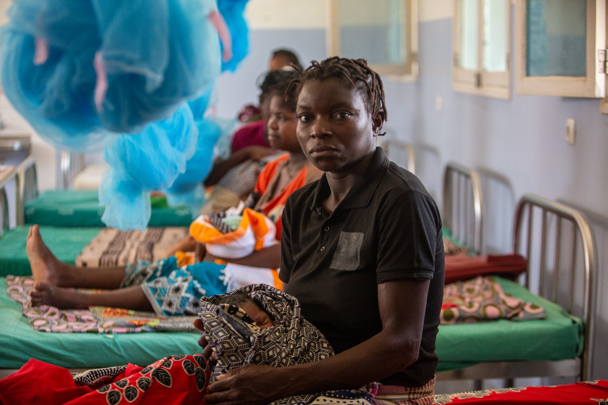🌎 The future of our planet should not be in competition with women’s rights!

Join <a href="/UNFPA/">UNFPA</a> to call on world leaders to put women and girls at the centre of #ClimateAction: unf.pa/cchwg

#StandUp4HumanRights #COP26