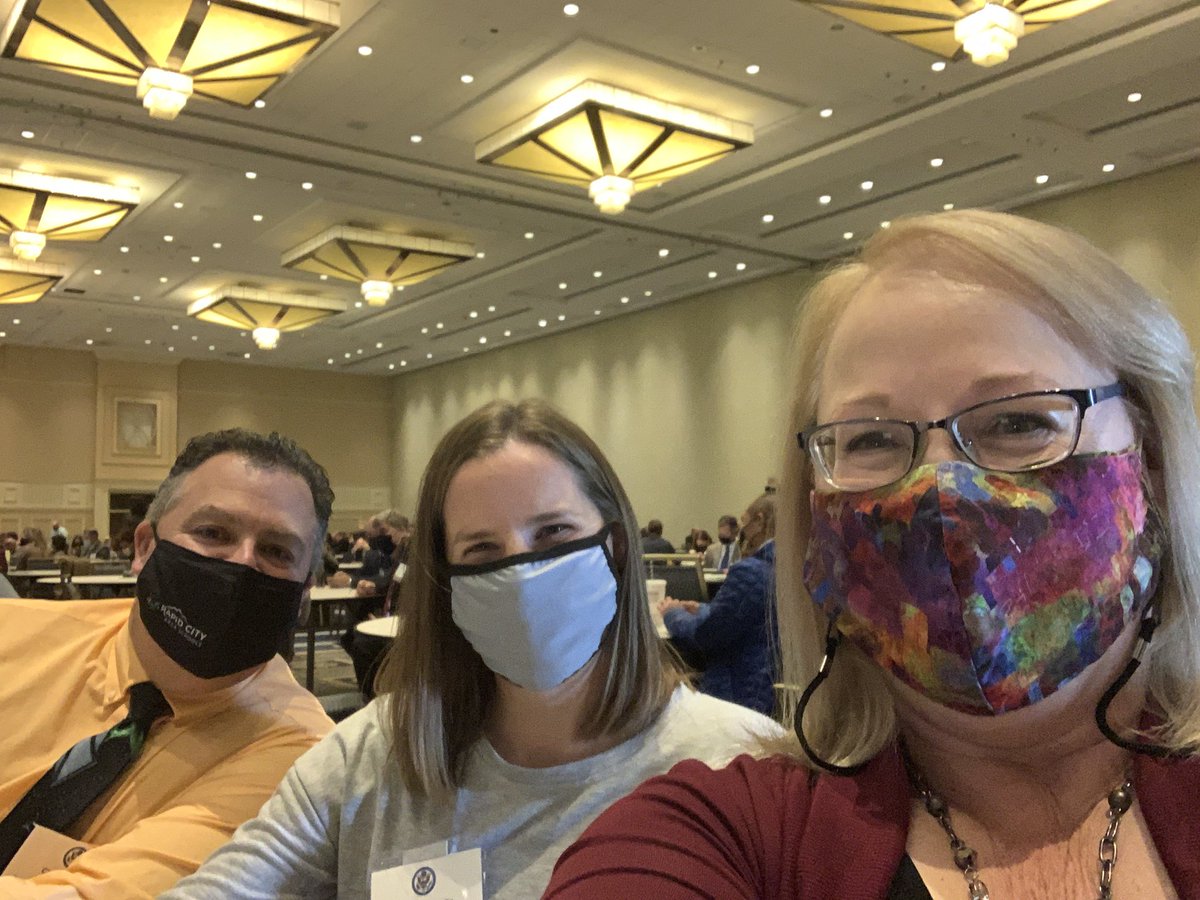 At the National Blue Ribbon School Opening Ceremony in Washington D.C. with Pinedale Principal Chip Franke and 3rd grade teacher Bethany Lundin! #RCAS2021 #nbrs2021
