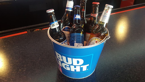 We've got everything on your bucket list. 🪣 Grab a friend and join us tonight as we watch the Jets take on the Colts! 🏈