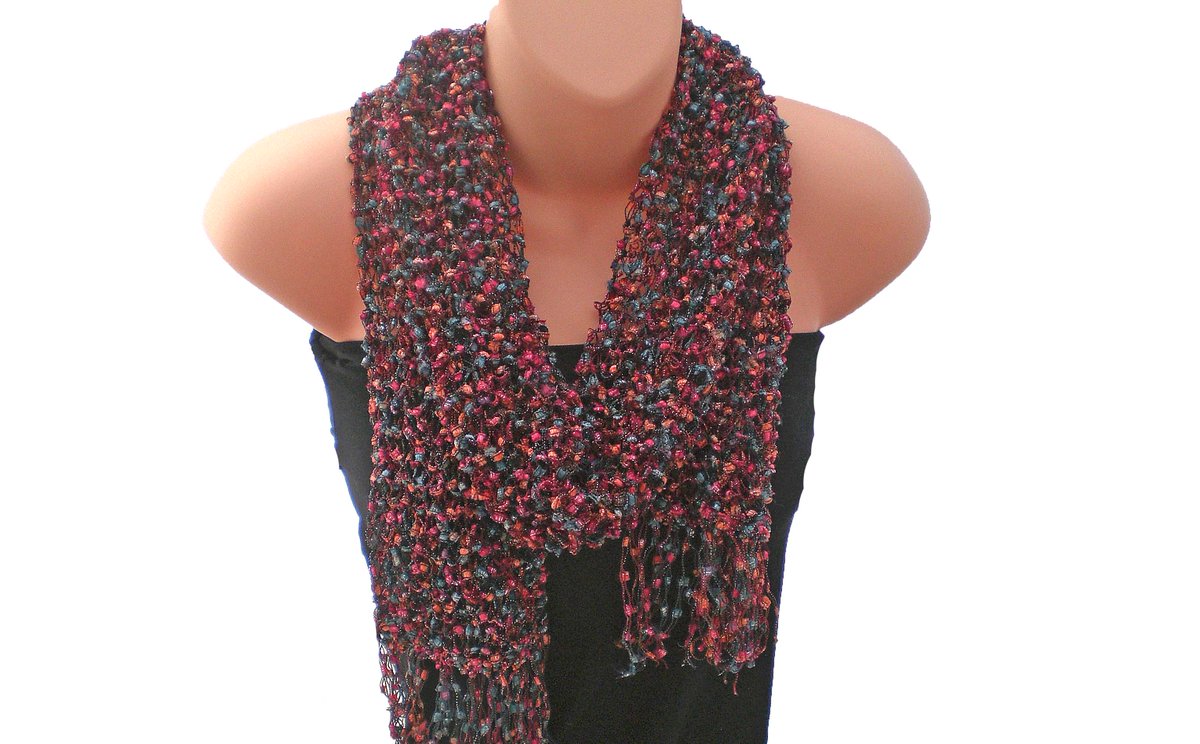 KentCrafts's tweet image. This delicate hand knitted ladder yarn scarf is not just for summer - it looks great with a plain jersey as well. etsy.com/uk/listing/591… #ladderyarn #handknittedscarf #ribbonscarf #womensscarves #etsyknitting #etsyhandmade #etsygifts #etsyseller