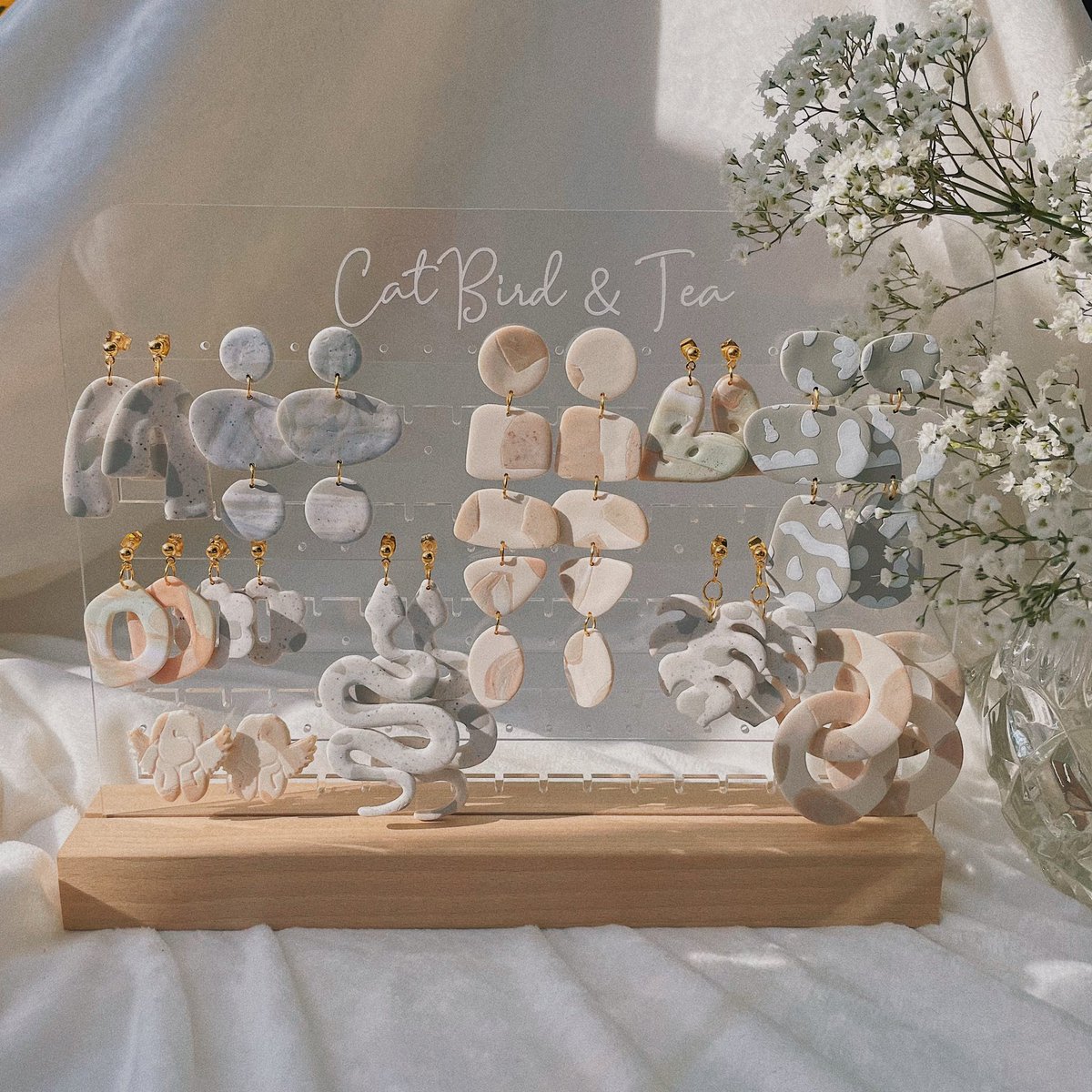 i still have a few earrings from this gorgeous collection left! 🌅🌱✨