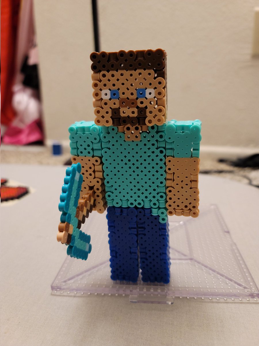 So I made my first 3D perler sprite! Its a lil Minecraft Steve! 

#minecraft #minecraftsteve #perler #perlerart #art #commissionsopen #perlerbeads #3dperlerbeads