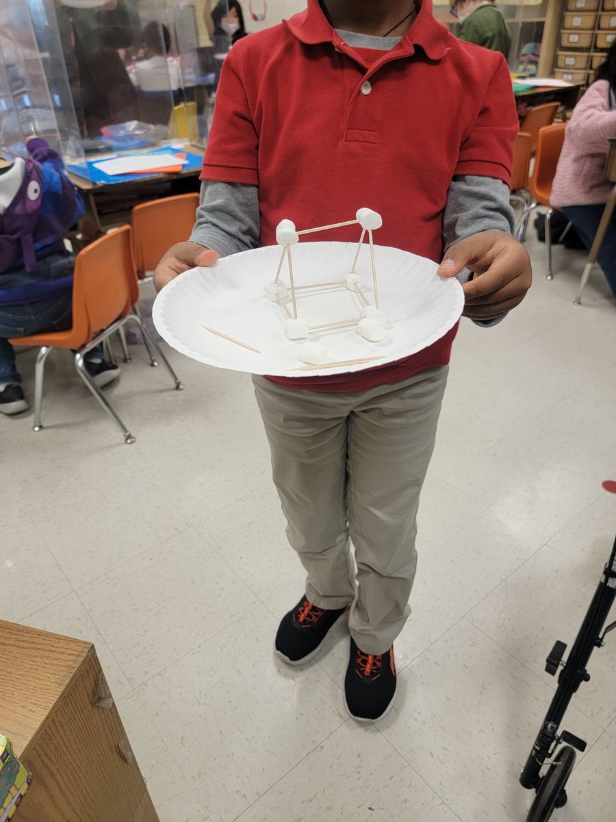 mrsrodrigu's tweet photo. Making 3D shapes with toothpicks and marshmallows! #mathcounts #thespringcreekway
@SCES_Scorpions https://t.co/8mWRD3LHnj