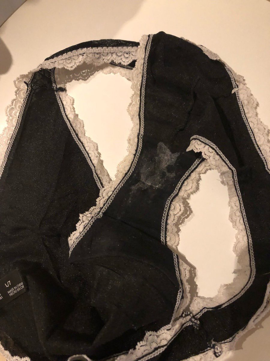 anonpanties's tweet photo. First sell of the day 😘 

Selling panties - flexible pricing &amp; offer customs 

#SellingContent https://t.co/PzEz1bEejv