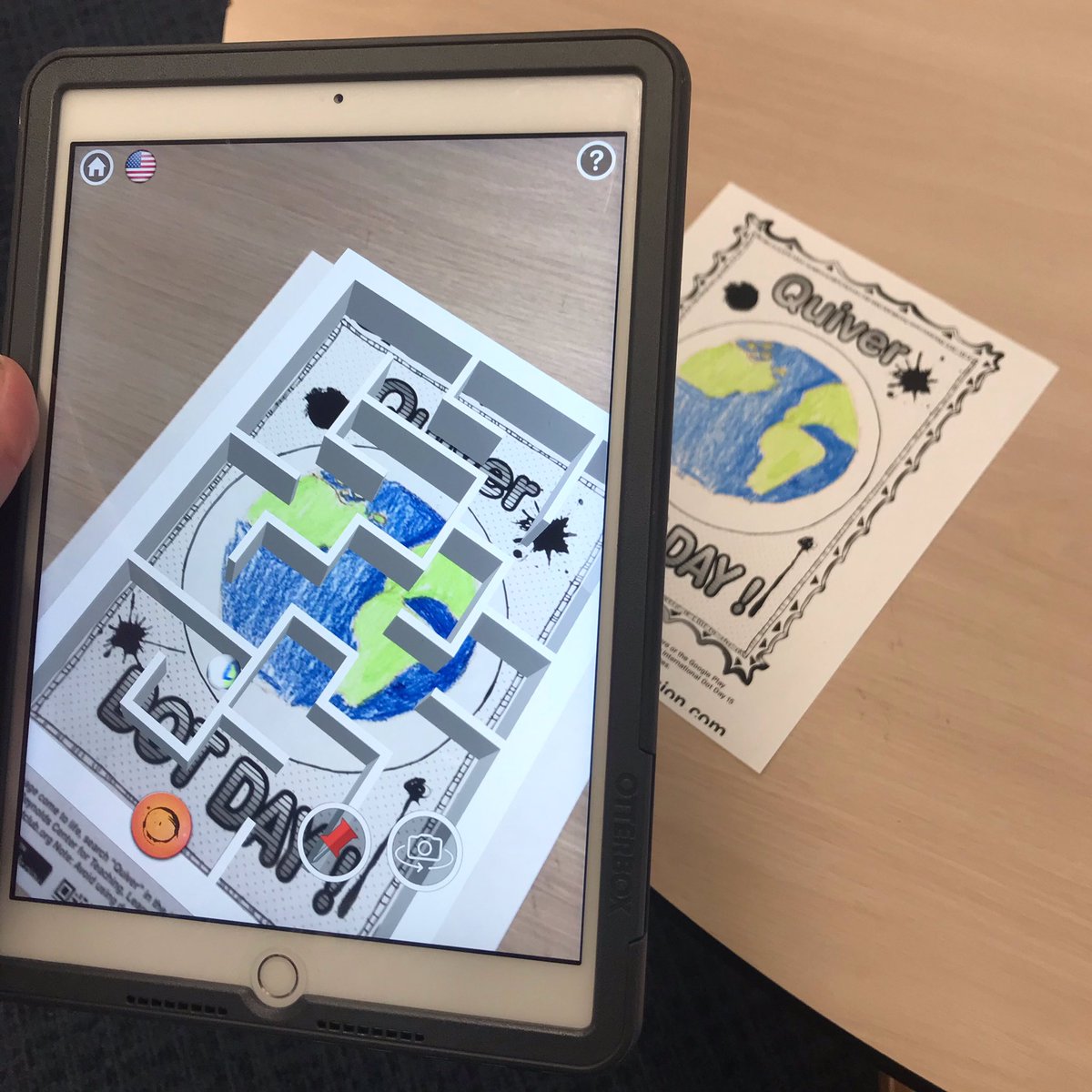 timneedles's tweet photo. Fun working with library media specialist @DonnaDeLuca22 today to share the how to create #AugmentedReality works of #art &amp; animation with students in the @SCSD_AMS library #Makerspace! https://t.co/RsMh9bhYde