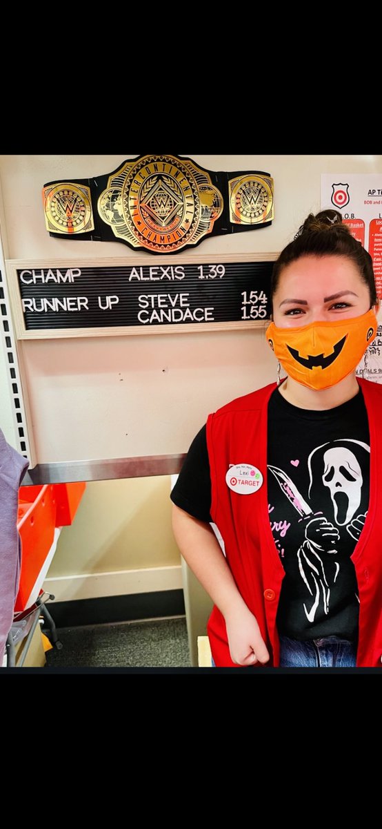 #T2609 officially kicked off our #DriveUp championship. Who will take home the belt next week?! 💪🏻 Candace &amp; Lexi out here absolutely crushing it. #R100Cares #worksomewhereyoulove #caregrowwin <a href="/OneEyedLance/">Lance Leithead</a> <a href="/r_d_parsons/">RD Parsons</a> <a href="/Mjhoelzle/">MacJHoelzle</a>