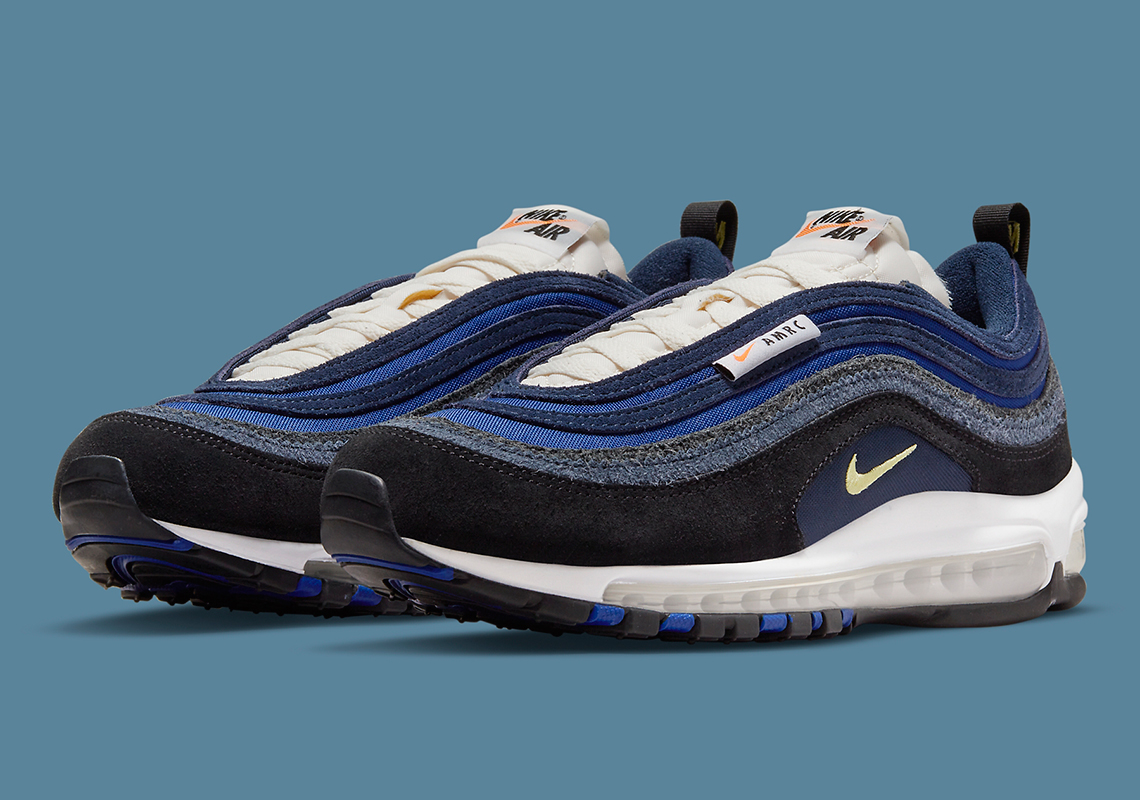 residue liquid Completely dry Sneaker News on Twitter: "The Nike Air Max 97 keeps it simple for its next  "AMRC" entry. Would you rock these? https://t.co/AxgFHIVEma  https://t.co/EggKoO5dOu" / Twitter