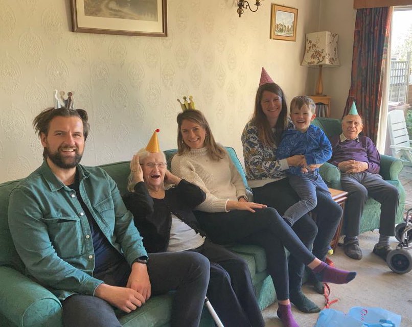BeaRoseUK's tweet photo. …and here she is today celebrating with my grandpa who was 98 earlier this year, my sisters, nephew and brother in law.

#partygal #family #love #legend https://t.co/DrNaJpv6HR