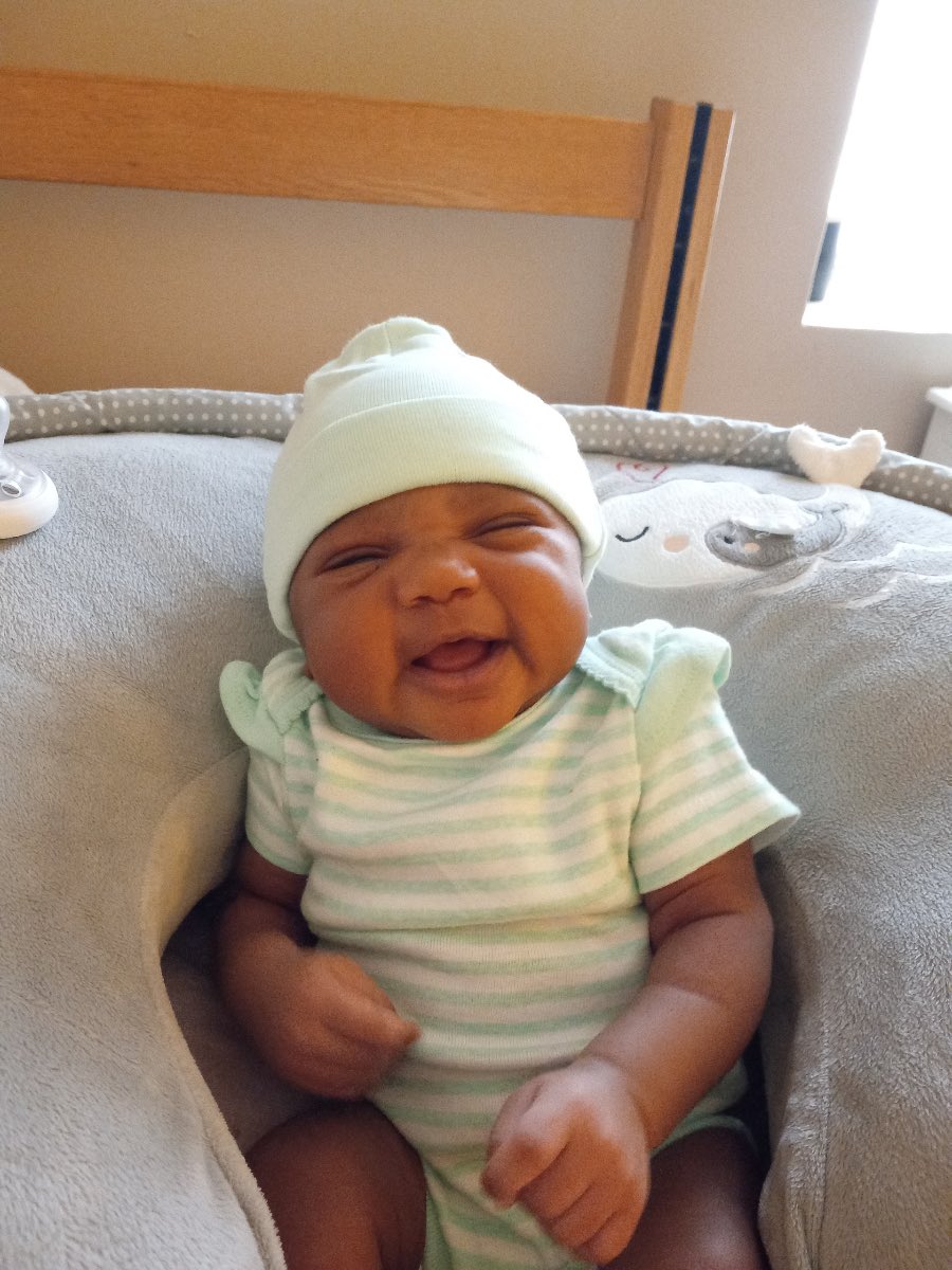 Sendorable's tweet photo. My niece has my heart on 1000 these days!!! https://t.co/BOCL6ol8Y7