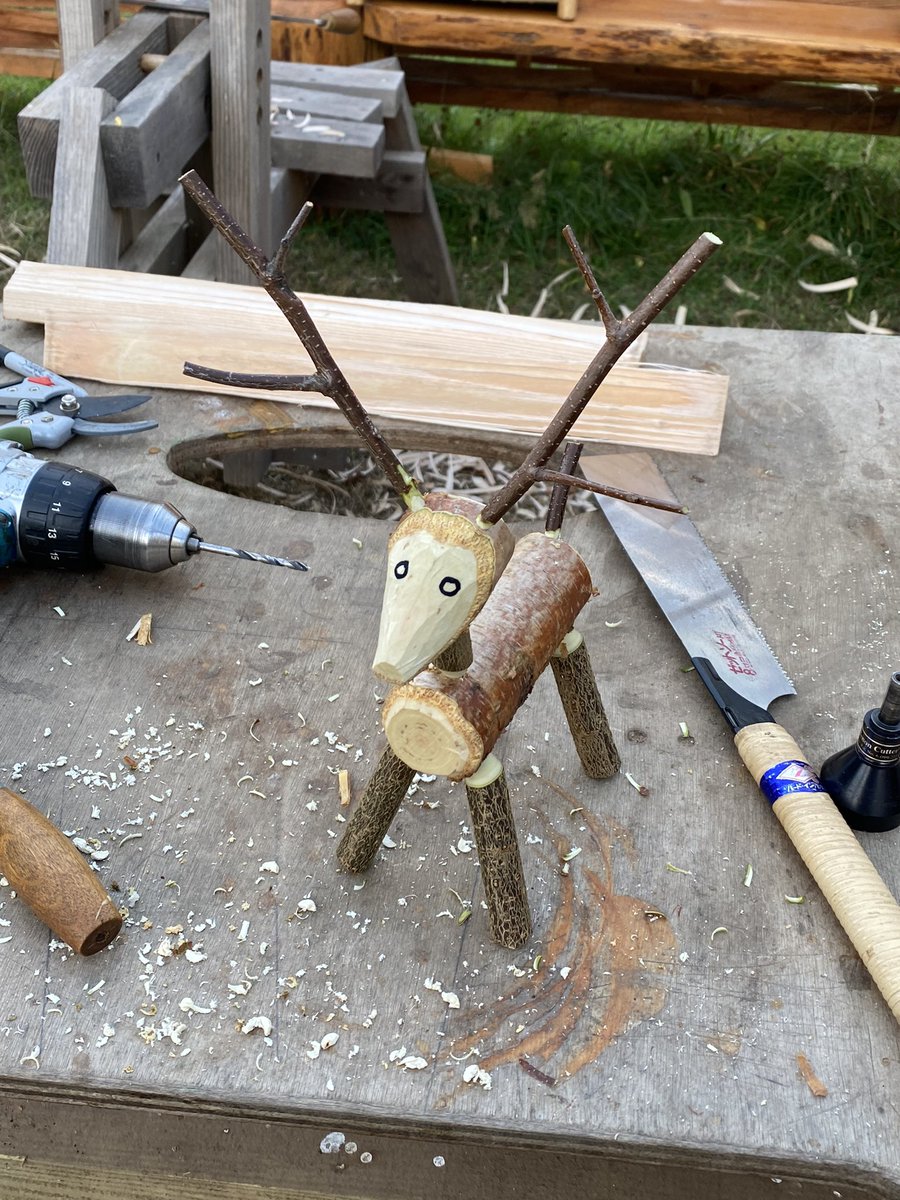 Had the best time doing Green Woodworking yesterday at Cultybraggan with the Practical Woodwork class! Even managed to take part and make my own reindeer!
