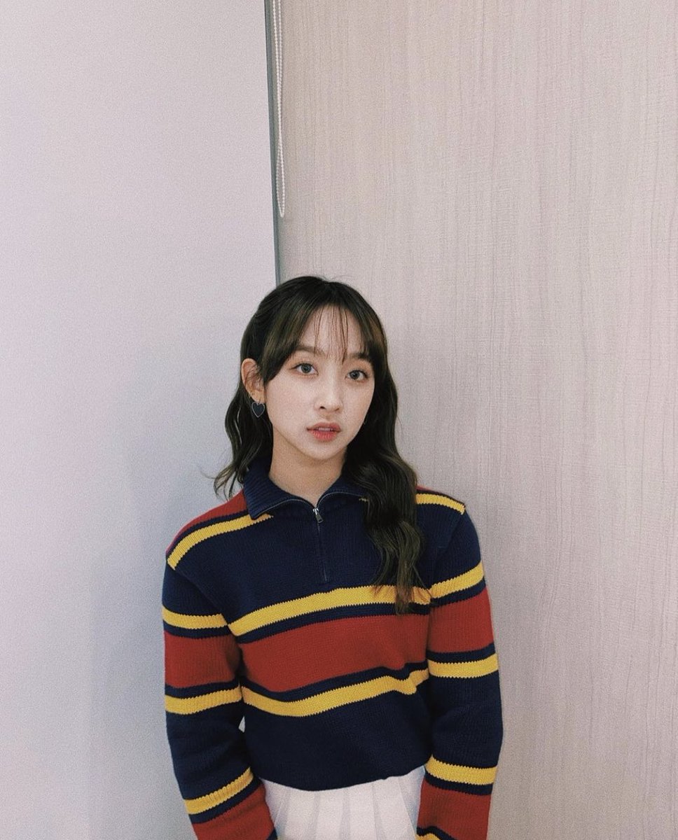 ditapic's tweet photo. obsessed with this look

#Fire_Saturday #SECRET_NUMBER #시크릿넘버 #디타 #시크릿넘버 #DITA #디타 #シークレットナンバ #LOCKEY https://t.co/k1dgBuLM9S