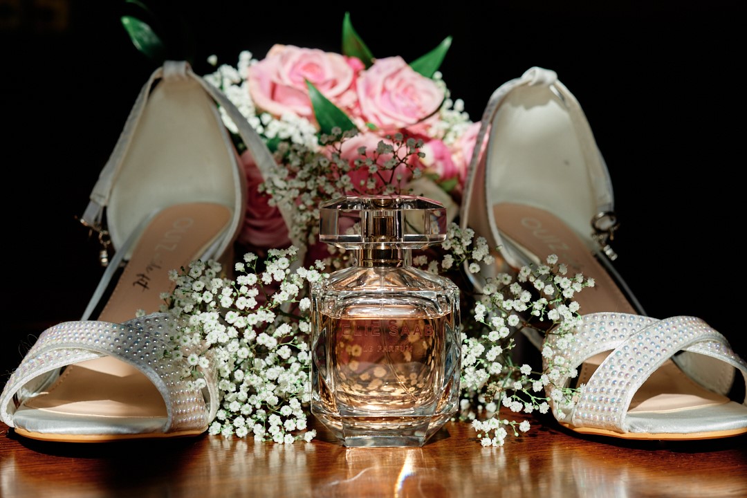 WayneAndrewF1's tweet photo. Every #bride needs their favourite #perfume #shoes and #flowers on their #wedding day.
Will this be you in 2022?
Contact me for some amazing package prices.
#cheshireweddingphotographer 
#fujifilmuk
#engagement https://t.co/rdxsugpJUb