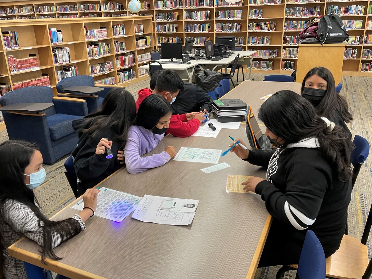 RMSWavePride's tweet image. RMS students crack the case of the Tell Tale Heart escape room!