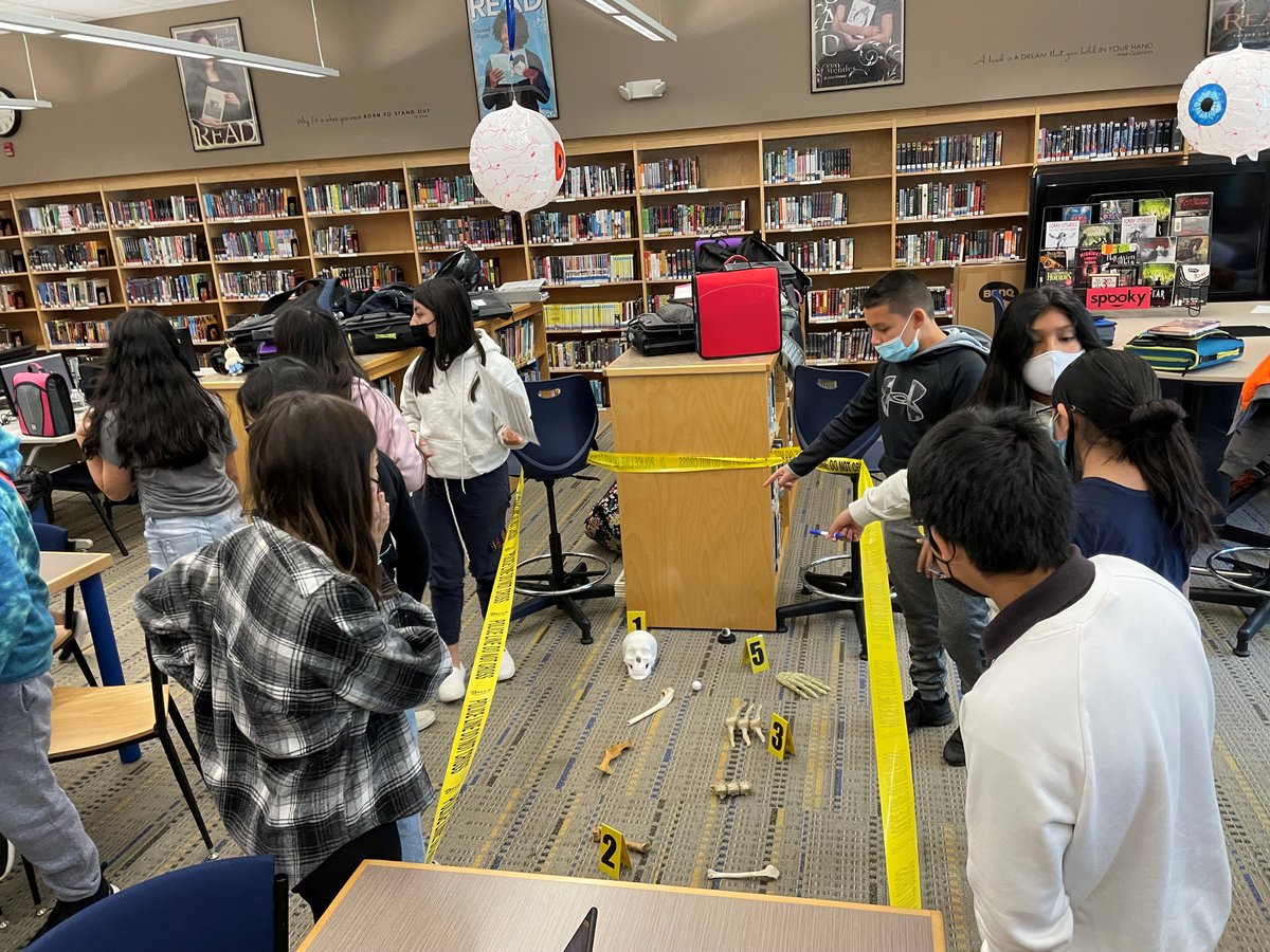 RMSWavePride's tweet image. RMS students crack the case of the Tell Tale Heart escape room!