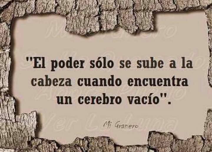katthyaaa's tweet photo. Aguas. Aguas… https://t.co/G0jyxa15YL