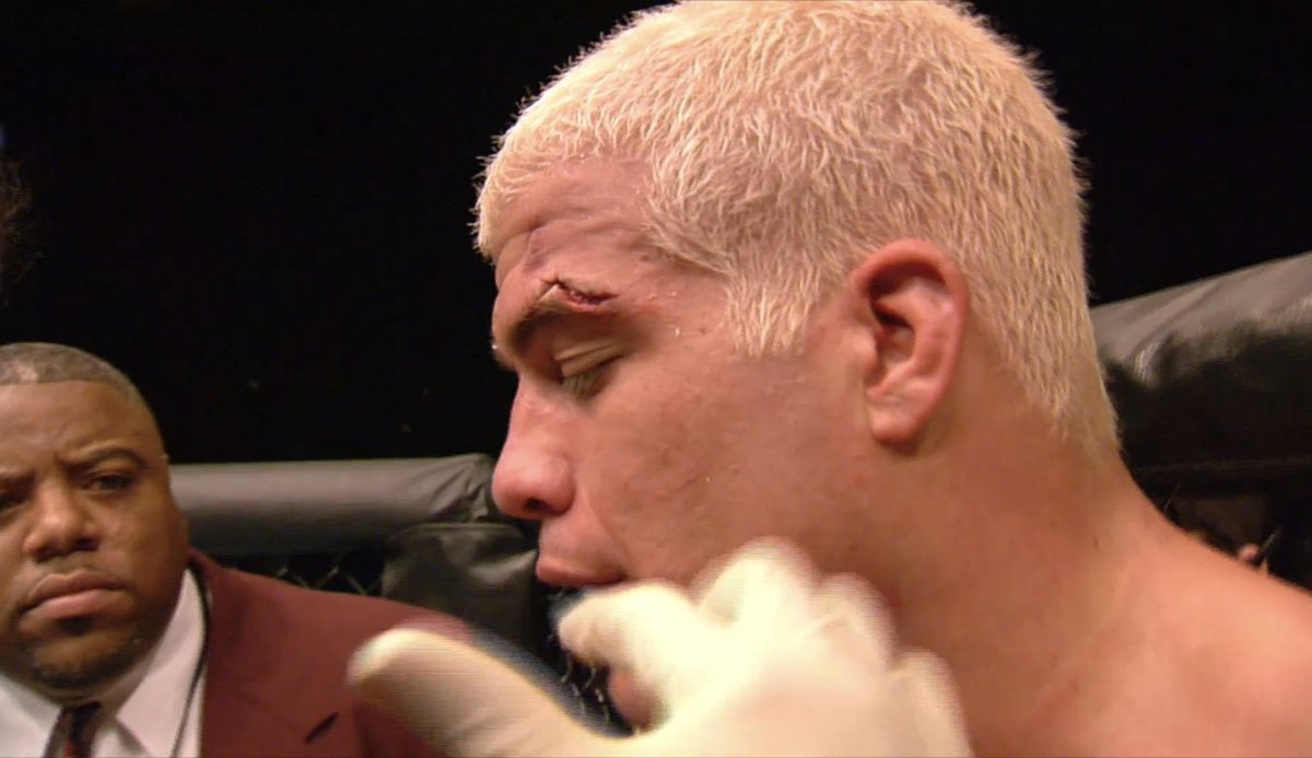 RMH_MMA's tweet photo. -Tito Ortiz and Chuck Liddell touch gloves before their highly anticipated rematch at #UFC66.
-Tito has a cut worked on over his eyebrow in between rounds.
Ortiz did much better in this bout than he did in the first. It was a great scrap between two larger-than-life characters. https://t.co/DClaTi7Bnx