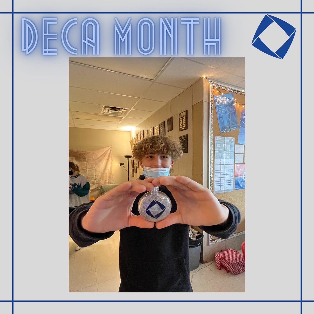 odessadeca1's tweet photo. Happy DECA month! Today we showed off our most creative DECA diamonds! Post a picture of yours and tag us!🔷 

#decamonth #decainc #missourideca #odessadeca https://t.co/Rlowj39BBT