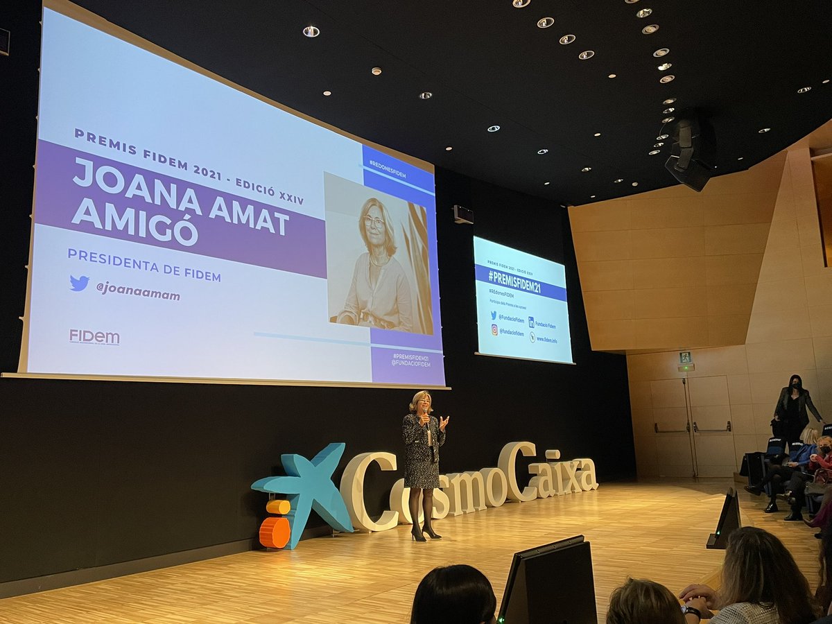 immamarin's tweet photo. @FundacioFidem Escoltem a la nostre presidenta @joanaamam i ens explica que la seva RE és la de REBEL! #redones #PremisFidem21 https://t.co/jpoe4NerCV