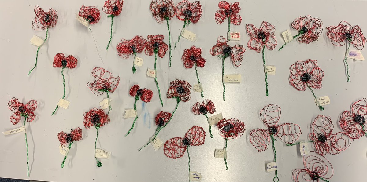 Poppy preparation with the students <a href="/MersthamPark/">Merstham Park School</a> in Art club. Ready to be installed at Merstham memorial next week for remembrance #lestweforget #britishlegion