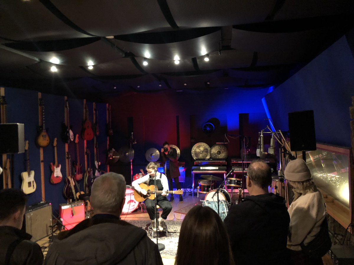 englishfolkexpo's tweet photo. An inspiring day as part of the #EMBTF in Iceland. 

Today we visited recording studios to learn about Iceland’s approach to promoting international recording and to discuss future collaboration between Iceland and the UK. 

@rvkmusiccity
@icelandairwaves 
@musiccitiesnetwork https://t.co/cWg4lX9kyE