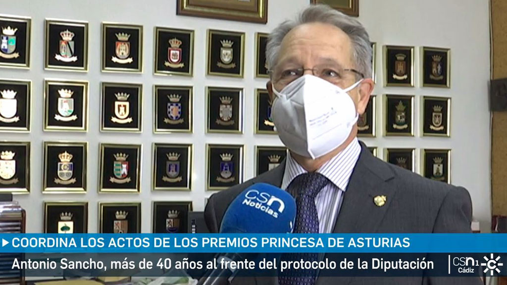 Antonio Sancho, un gaditano al frente del protocolo de los Premios Princesa de Asturias

Está considerado uno de los mayores expertos en protocolo de España

🌐 csur.red/2OSn50GGpHu