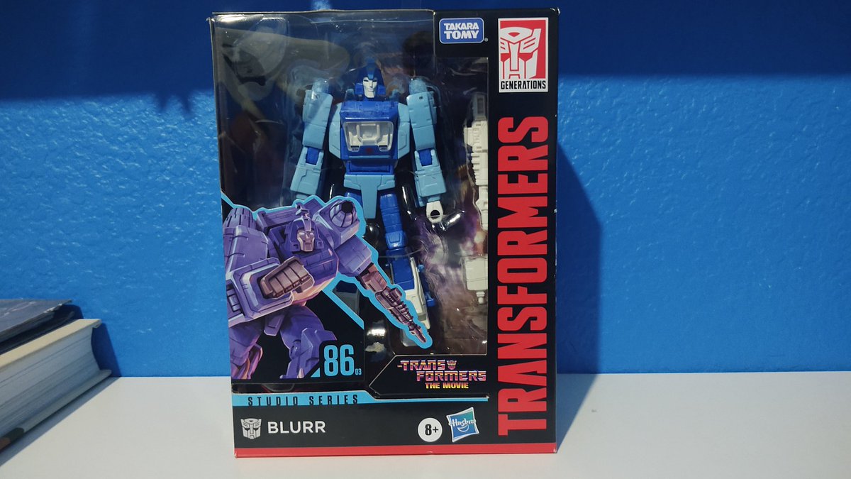 I bought a new Studio Series 1986 Movie Blurr from Wal-Mart yesterday, and I love this figure so much! Blurr is an Autobot who can run really fast at sonic speeds and talk really! *Insert Sonic The Hedgehog joke here* https://t.co/nMxNxbTbYP