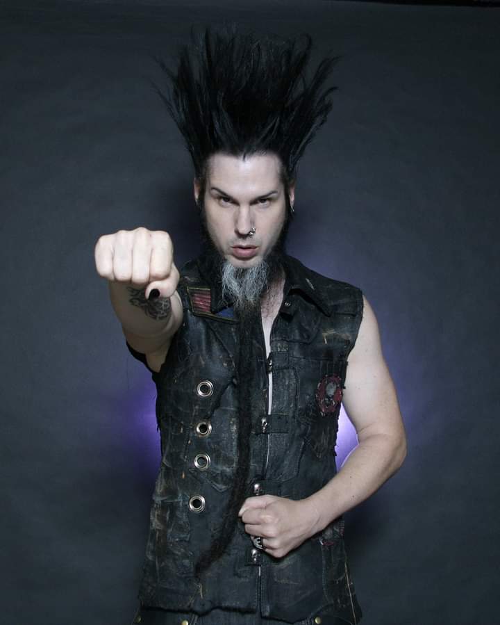 Happy Fucking Birthday Wayne Static..... hasta el cielo Metalero  
