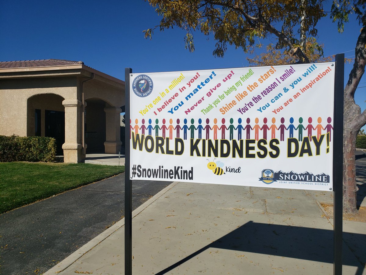 SnowlineKind's tweet photo. Snowline Learning Community,
#worldkindnessday is just around the corner and we are in full swing in preparation to celebrate and highlight #kindness district-wide. Let's get ready to show everyone what #SnowlineKind is all about 😀.

#SnowlineUnited @SnowlineJUSD @RHolmanSJUSD https://t.co/DEHfGALfyZ