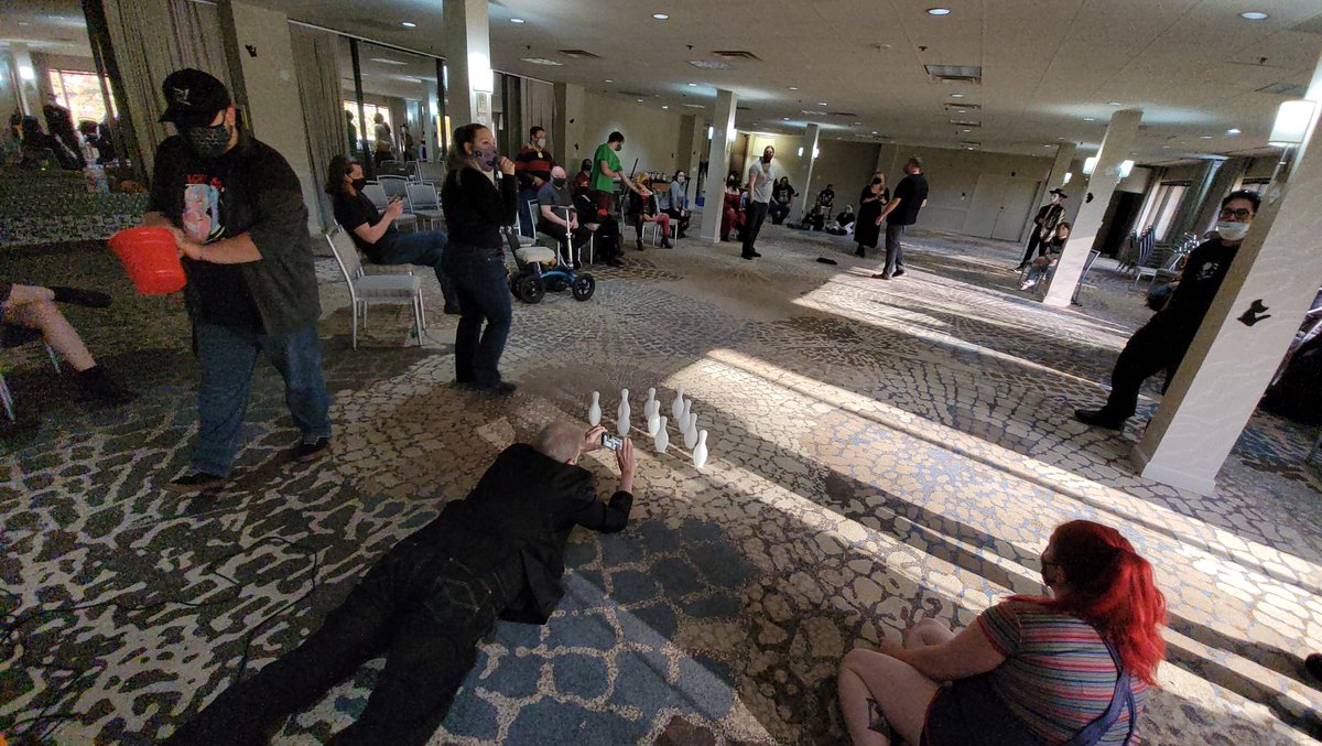 BradDucTapeHale's tweet photo. Fun bowling w. @JSJisDuke  @slcoates @AaronLaPlante5 at notcon this past weekend. #notcon #notconhalloween https://t.co/wFiWtGFPsx
