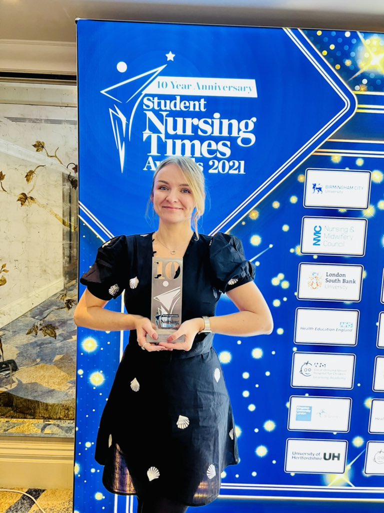 Such a privilege to be able to attend the #SNTA with Giane to see her scoop this recognition. So well deserved 🥳 Congratulations! #learningdisabilitynursing