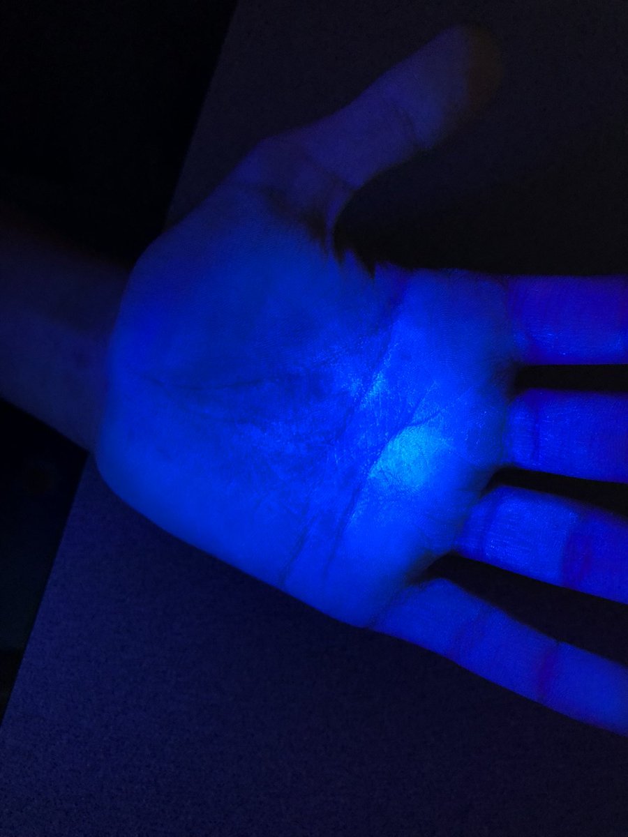 Clare Johnson tweet media