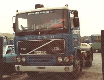 H O W • I T • S T A R T E D 

THROW BACK THURSDAY 🔙

📸🏷 @john_dunley 
 
#tbt #owens #owenstransport #owensroadservices #roadhaulage #haulage #trucks #trucking #roots #heritage #whoweare #whereitallbegan #drivenbypeople #owensspotters #owensgroup