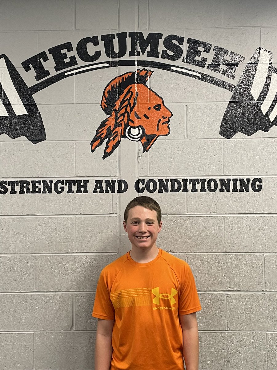 wkasper14's tweet photo. Huge congratulations to Austin, Luke, and Tanner for being bulldogs in the weight room and squatting 225 lbs today! #belowparallel #spinalalignment #training https://t.co/KiYOoVPutR