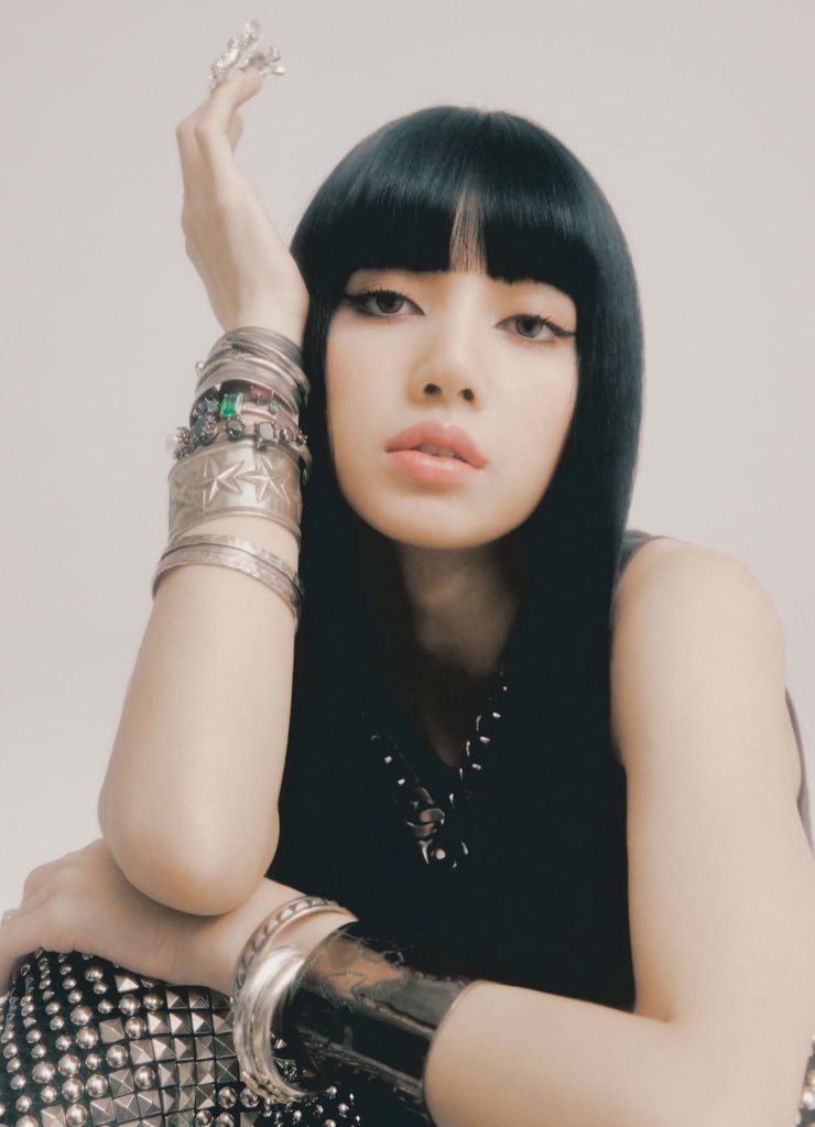 i97RUBY's tweet photo. PERO QUE LINDIS MI NENA ♡
I vote #MAMAVOTE for #lisa https://t.co/Q0DmdcBKv7