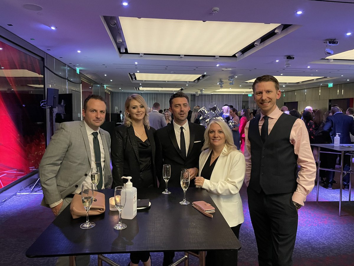 Sooooo excited to be <a href="/MIAuk/">Meetings Industry Association</a> awards this evening, with this bunch all nominees and total stars!! <a href="/wl_resort/">Wyboston Lakes C&T</a> #ignite #mialist #eventprofs