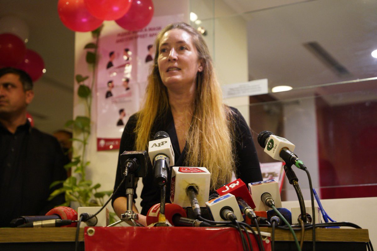 Lotus Client Management & Public Relations tweet media