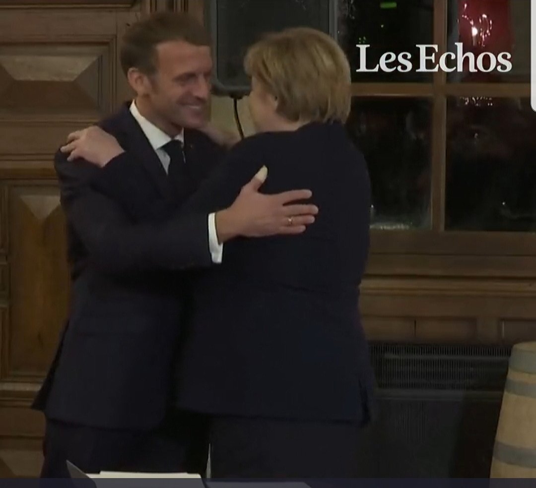 cd_land's tweet photo. Merci Mme Angela Merkel pour avoir supporté, puis aidé, notre Président Emmanuel Macron dans sa volonté de faire grandir l'Europe. 👍 Vous allez manquer aux Français. #MacronMerkel https://t.co/q6zU1e3ST6