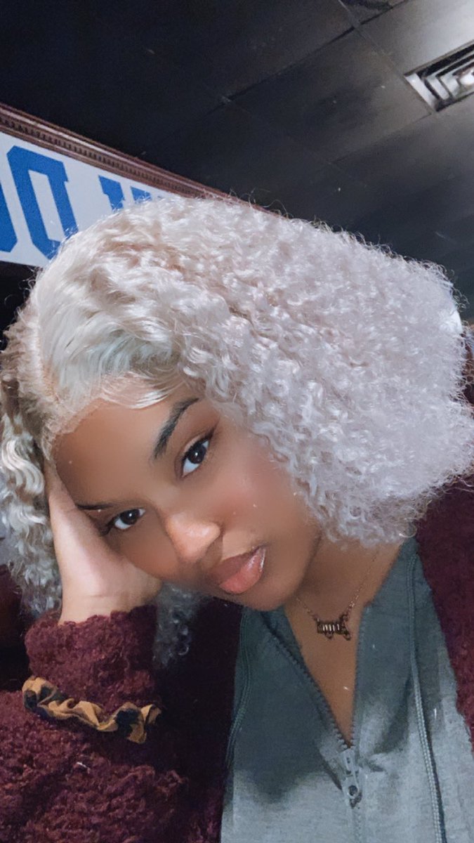 RenaeBetty's tweet photo. Umm Hey 🤍🍋
#model #blackmonroe #vogue #fashionblogger #beautyinfluencer #baddiesonly #barb #NickiMinaj #ari https://t.co/HtaSdt9jdN