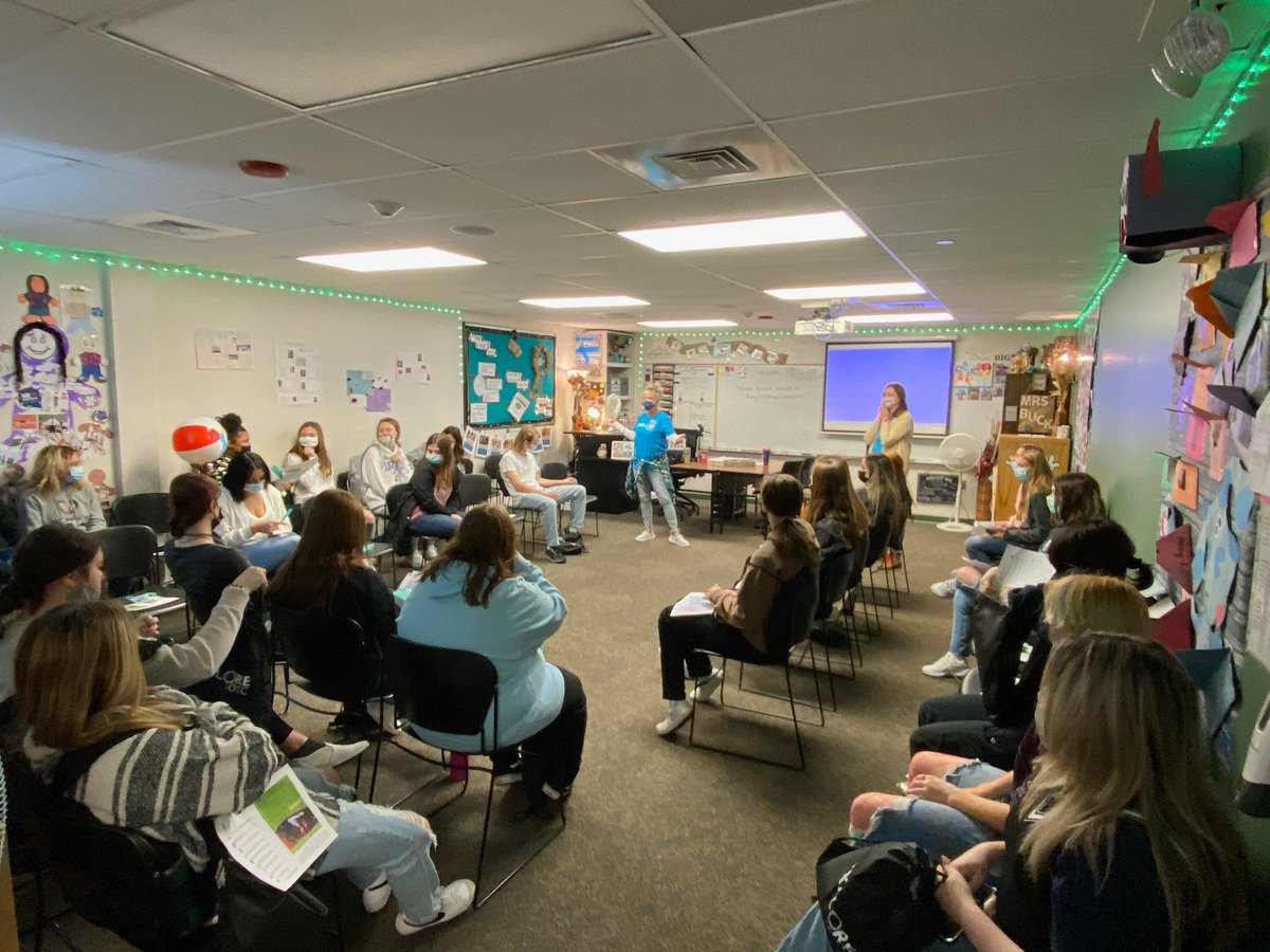 hudson_matt's tweet photo. Make a life changing impact in by working with children in our Early Childhood Development Program @OTCedu. With an on site laboratory school and nationally accredited program, we serve ages 6 weeks through PreK. #ExploreOTC https://t.co/u8dxwnJbXt