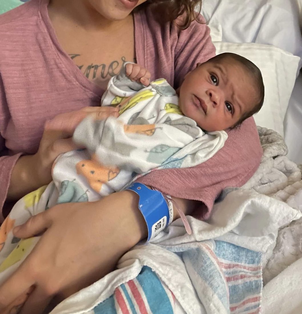 ZWarriorPat's tweet photo. Got scammed 1750$ from Maternity Options of Miami. They wouldn’t delivery my child. Her mother ended having her at a local hospital safely. It’d be a godsend to get help getting that back some way.  @pulte https://t.co/1MWppjNP3G