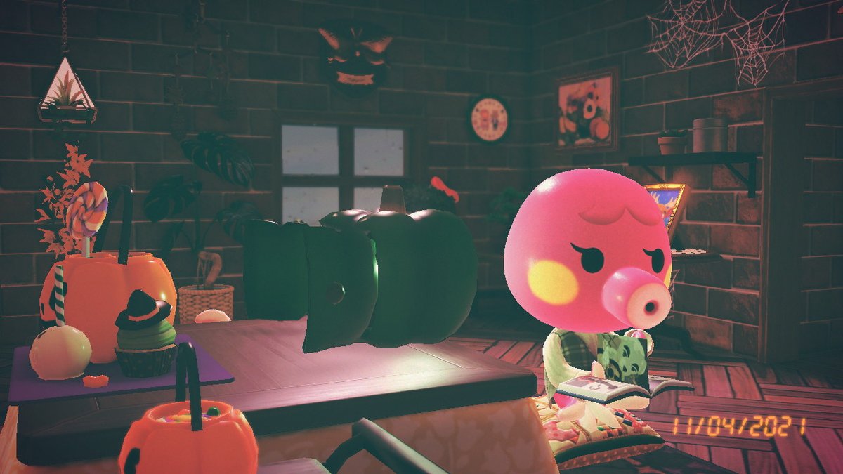 kksteeth's tweet photo. marina deserves my mermaid room #AnimalCrossing #ACNH #AnimalCrossingNewHorizons https://t.co/BKuU6YmE3z
