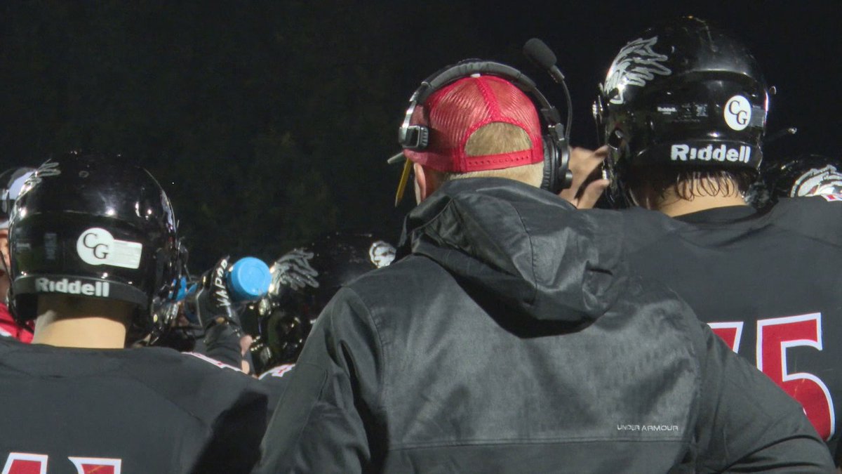 dakotasportsnow's tweet photo. Though a @bvhsfootball win tomorrow would send them to a 5th 11AAA State Championship game in 6 years it would be their first time without head coach Chad Garrow nearly a year after the discovery of a brain tumor.  How the Lynx have played on for him tonight on @dakotasportsnow https://t.co/PTgQfmrVX1