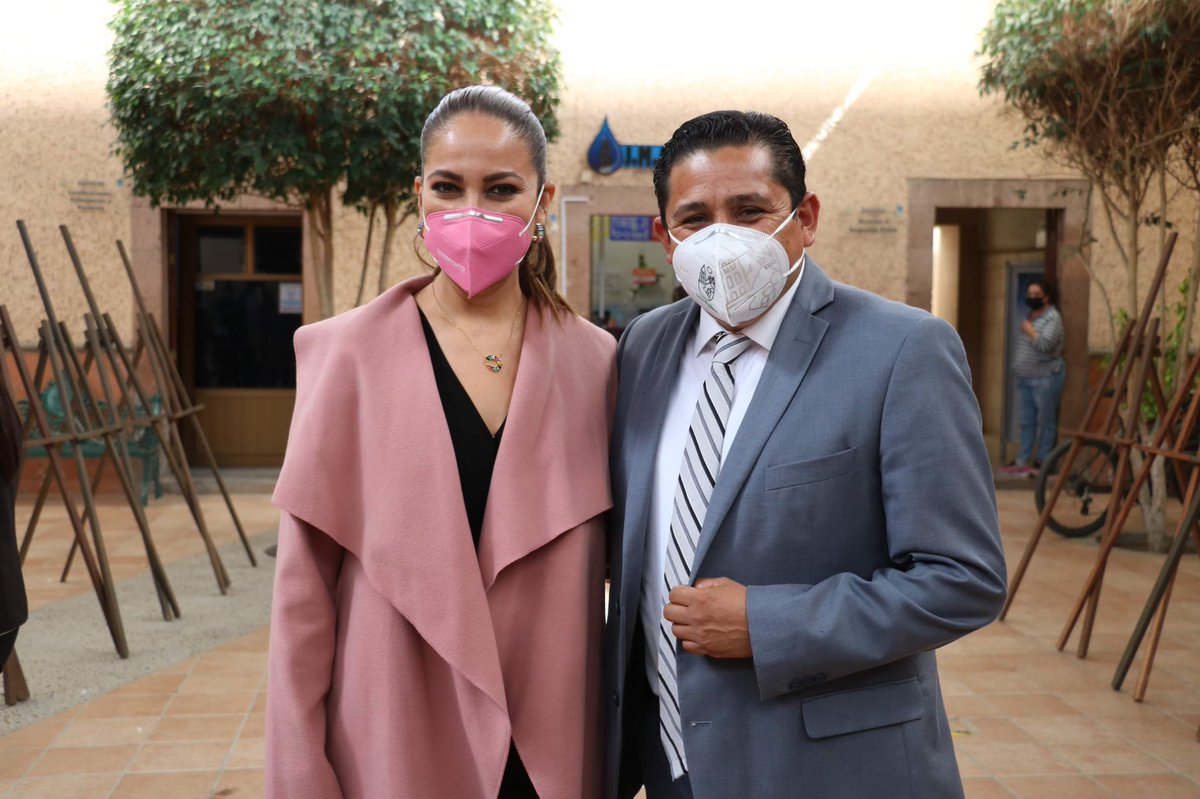 LaloMaldonadoSF's tweet photo. Un gusto recibirte @LibiaGarciaML se de tu gran compromiso con Guanajuato, salir de la capital de estado a atender nuestras inquietudes, es una muestra de solidaridad; en San Felipe estamos comprometidos, el bien común es prioridad y tenemos la disposición de trabajar en equipo. https://t.co/InvYNibXR3