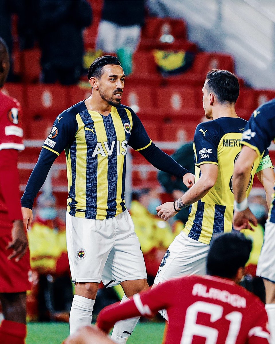 irfankahveci's tweet photo. Guess who's back! 🙌🏽 💛💙 @Fenerbahce https://t.co/xxhWzptbMj