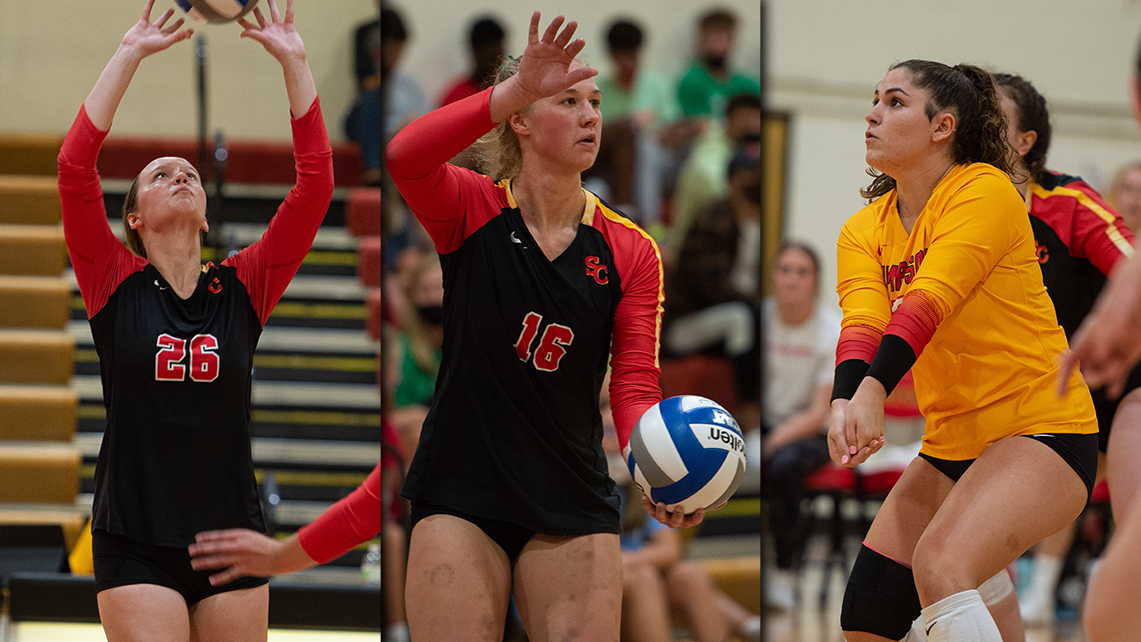 StormSports's tweet photo. For the first time since the 2010 season, @SimpsonVB has three all-conference performers!

Jessica Jacobs was named @AmerRiversConf First Team while Marissa Salber and Iman Ghalibaf both earned honorable mention honors.

📰 https://t.co/4RFdlRYVEa

#ONESimpson | #rollriversVB https://t.co/czlfcbQnv8