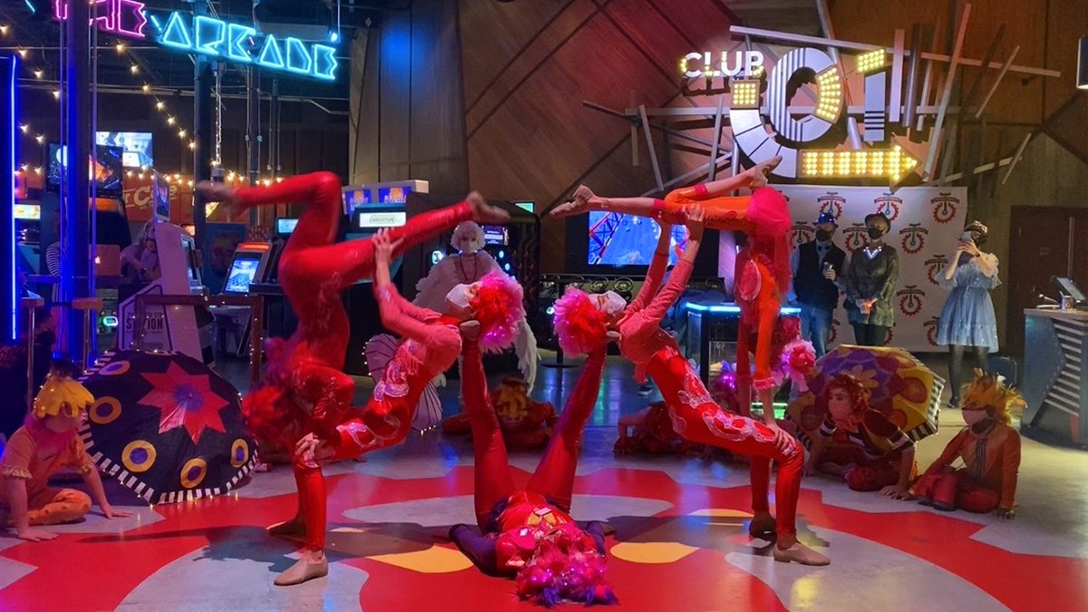 AnnLearner's tweet photo. Learner Partner @TwoBitCircusOrg hosted their 6th annual #AntiGala fundraiser this week. The one-of-kind event showcased a performance from @LePetitCirque1, trivia games, a mini auction, and arcade play. To support #2BC, join their live silent auction: https://t.co/6TYYLySZAv. https://t.co/YlNRNHjMVc