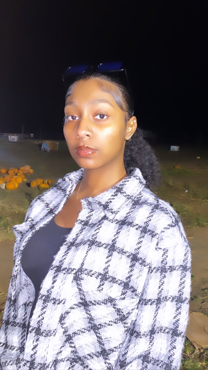 JaDiahx's tweet photo. Since I never post https://t.co/eMCEimjTGd